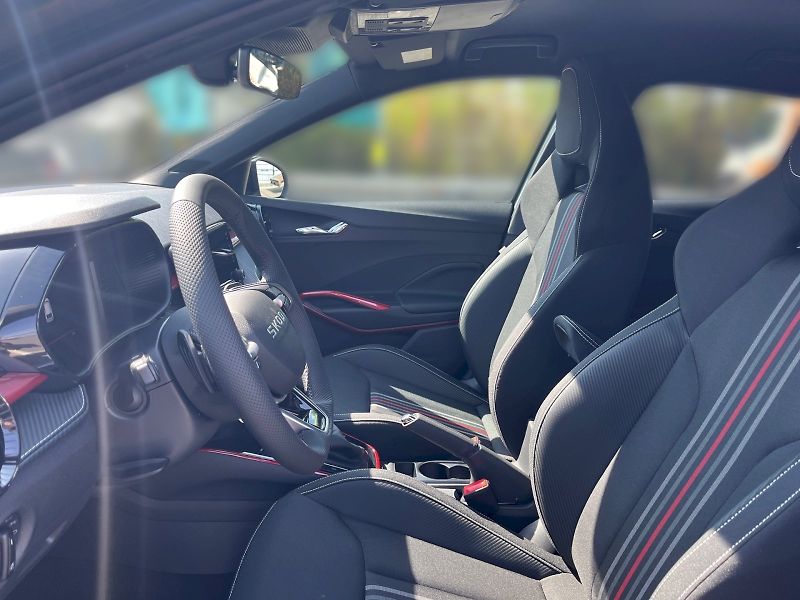 Škoda Fabia (2026) Monte Carlo 1.0 TSI DSG - fotka 12 z 32