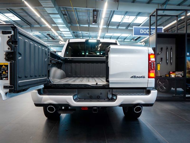 Dodge RAM (2024) 5.7 Limited Elite Edition LPG - fotka 5 z 48