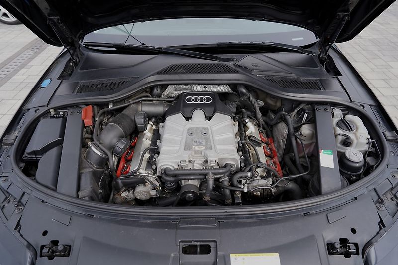 Audi A8 3.0 TFSI Quattro/Tiptr./290 PS - fotka 10 z 50