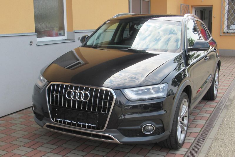 Audi Q3 2.0 TDi QUATTRO AUT. KLIMA  - fotka 7 z 23