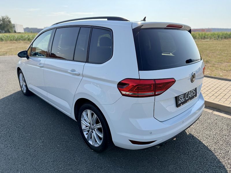 Volkswagen Touran 1.4 TSI *REZERVACE* - fotka 3 z 44