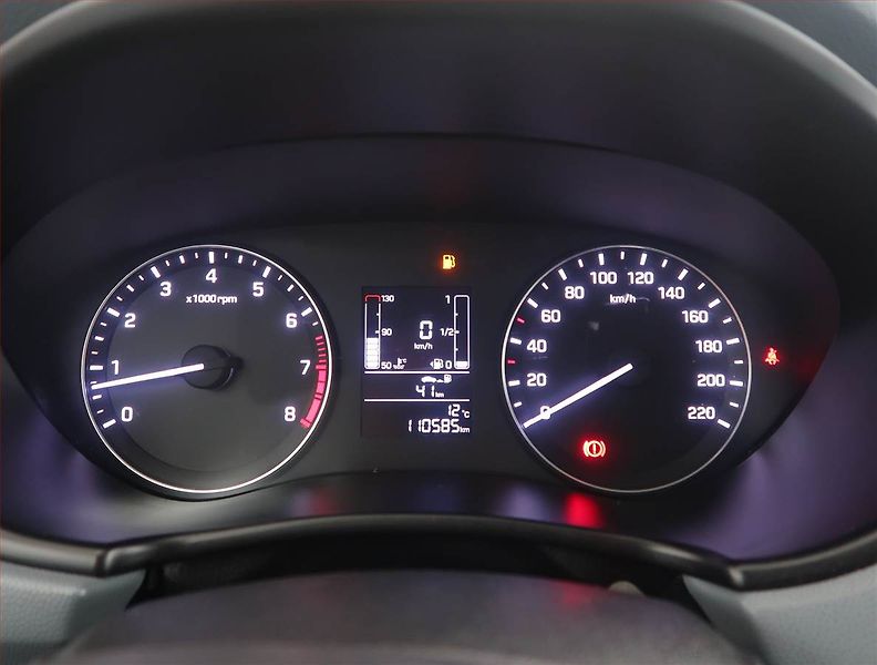 Hyundai i20 (2016) 1.2 - fotka 11 z 14