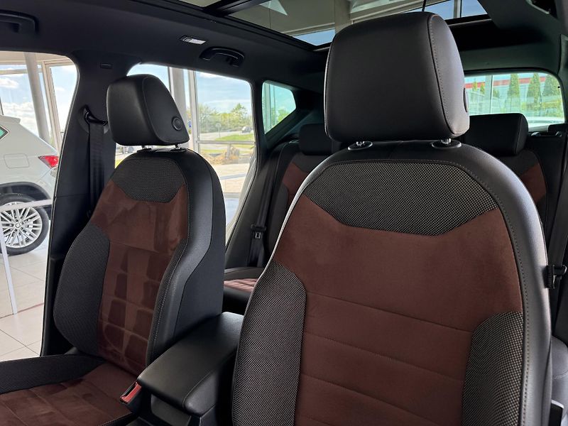 Seat Ateca 2,0TDI 140kW*4x4*DSG*XCELLENCE - fotka 13 z 34