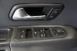Volkswagen Amarok 2.0 TDi 4X4 AUTOMAT 5 MÍST - náhled 12