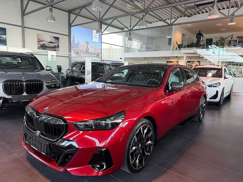 BMW Řada 5 540d xDrive 08/2025 TOP - fotografie inzerátu