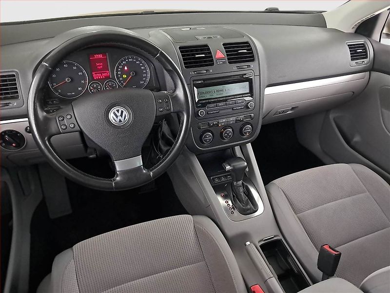 Volkswagen Golf (2009) 1.4 TSI, Tempomat - fotka 8 z 17