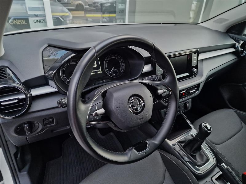 Škoda Fabia 1.0TSI Ambition,ČR,1.Majitel - fotka 19 z 43