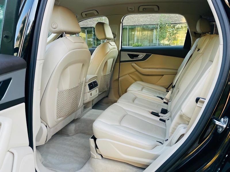 Audi Q7 3.0TDI AUT VÝHŘEV QUATTRO - fotka 37 z 54