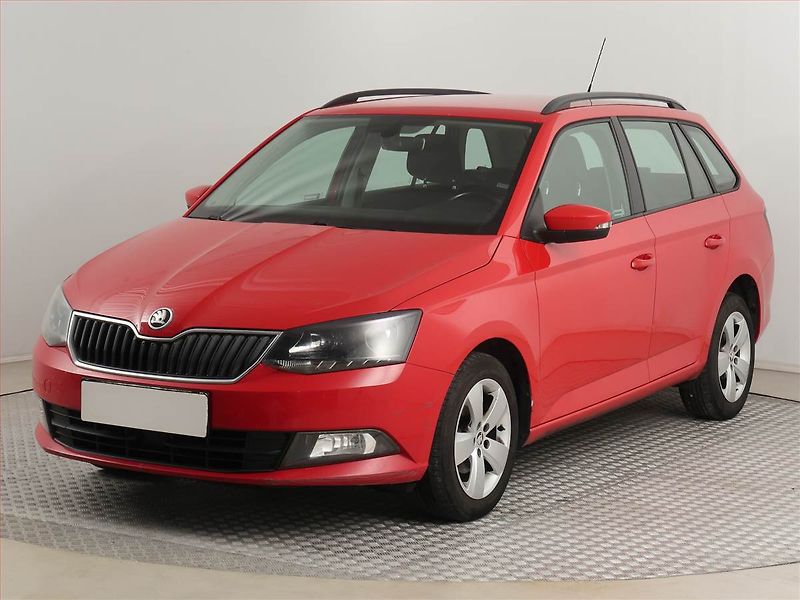 Škoda Fabia (2016) Ambition 1.0, Park. senzory - fotka 2 z 18