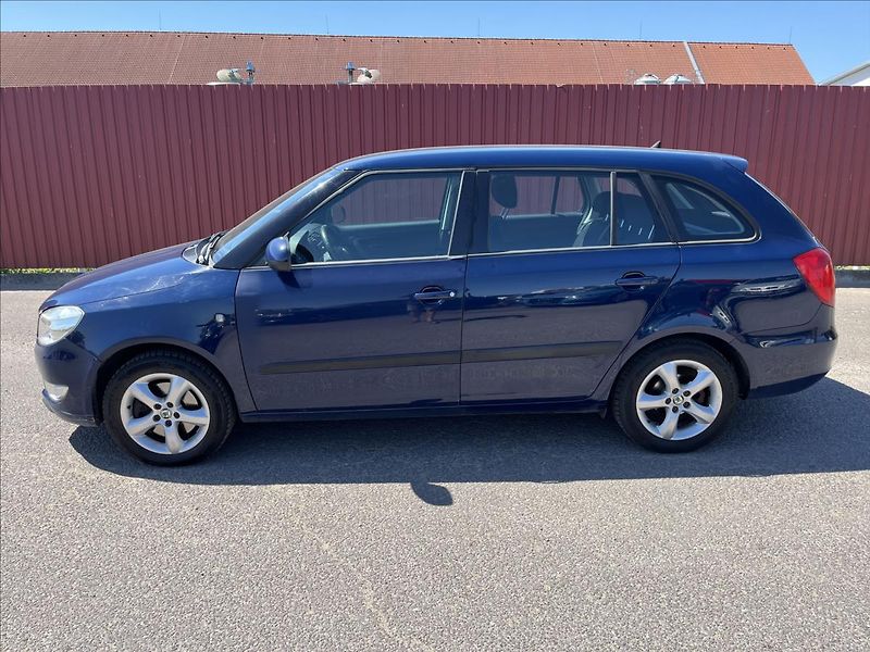 Škoda Fabia 1,6 TDi ČR KLIMA ALU 2 x KOLA - fotka 4 z 33