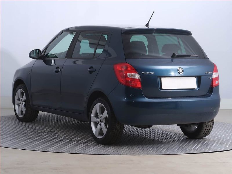 Škoda Fabia (2013) 1.2 TSI, po STK, levný provoz - fotka 4 z 16
