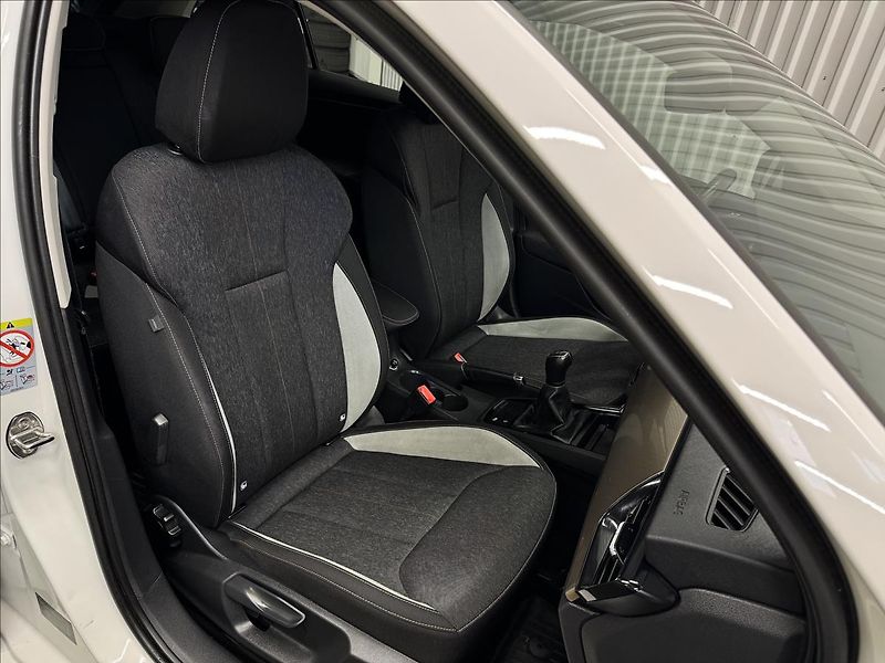 Škoda Scala 1.0TGI STYLE ACC 2XKOLA LED - fotka 33 z 37
