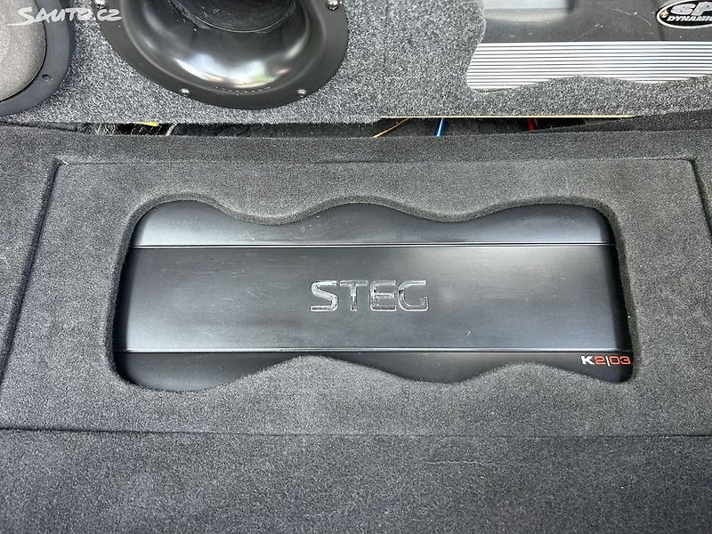 Ford Focus (2005) 1.6 i CHIP - fotka 15 z 27