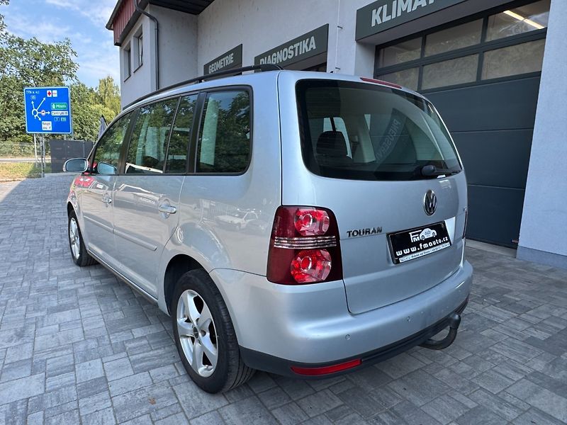 Volkswagen Touran (2008) 1.9 TDi, DUAL KLIMA, TAŽNÉ - fotka 7 z 33