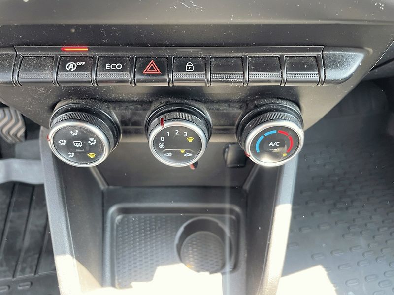 Dacia Duster (2018) 1.6 SCe,84kW,Comfort,4x2 - fotka 20 z 33