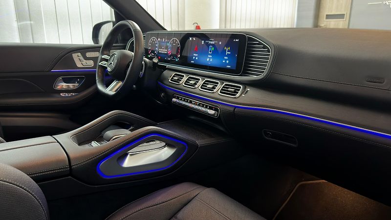 Mercedes-Benz GLS ZÁRUKA / TOP STAV I VÝBAVA - fotka 68 z 73