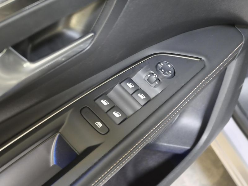 Peugeot 5008 - fotka 11 z 26