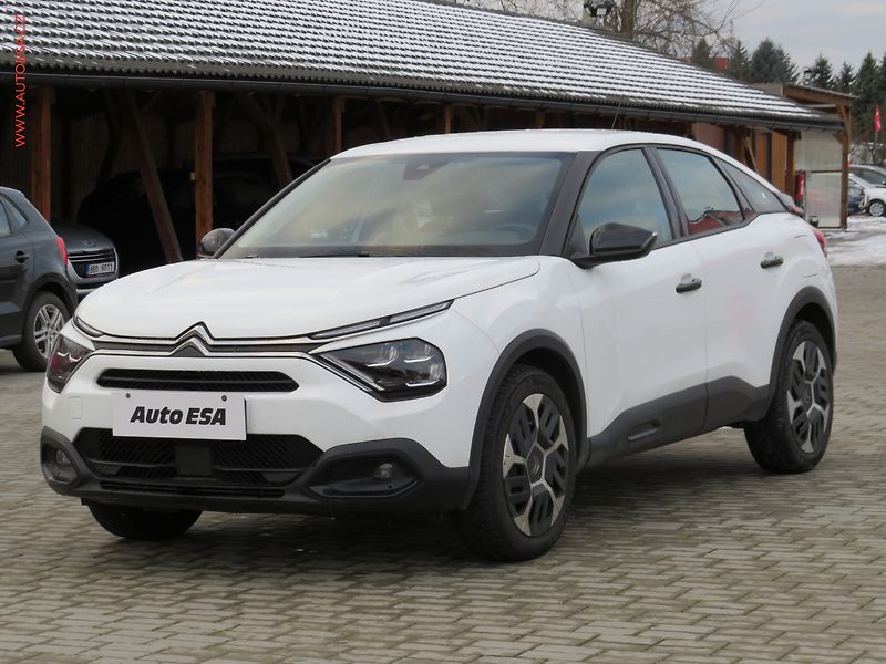 Citroën C4 (2021) 1.2 PT, 1.maj,ČR, LED, navi - fotka 3 z 36