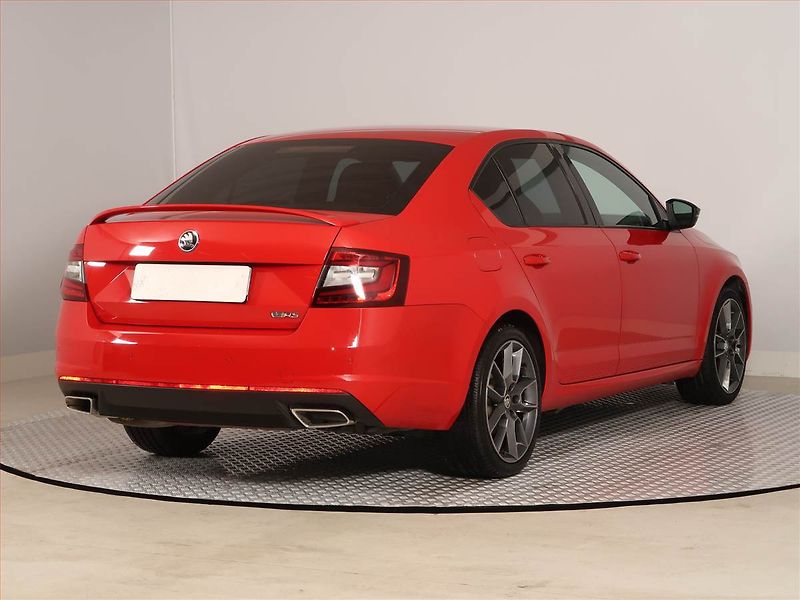 Škoda Octavia (2019) RS 2.0 TDI, Automat, ČR,1.maj - fotka 5 z 19