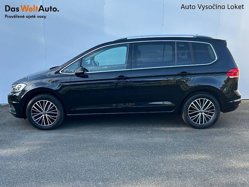 Volkswagen Touran (2023) 1.5 TSI 110kW LED manuál - fotka 3 z 30