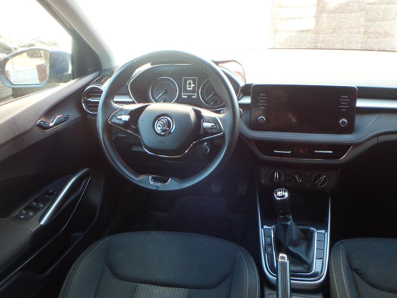 Škoda Fabia 1.0 TSI , Style 81 KW - fotka 13 z 19