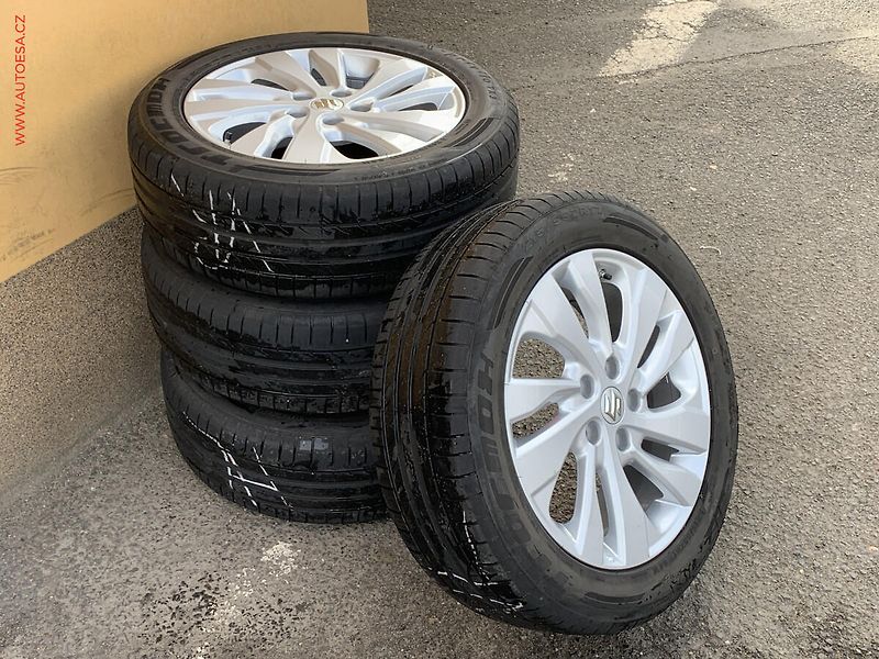 Suzuki S-Cross (2018) 1.4 BJet, Comfort, +ALU, navi - fotka 19 z 19