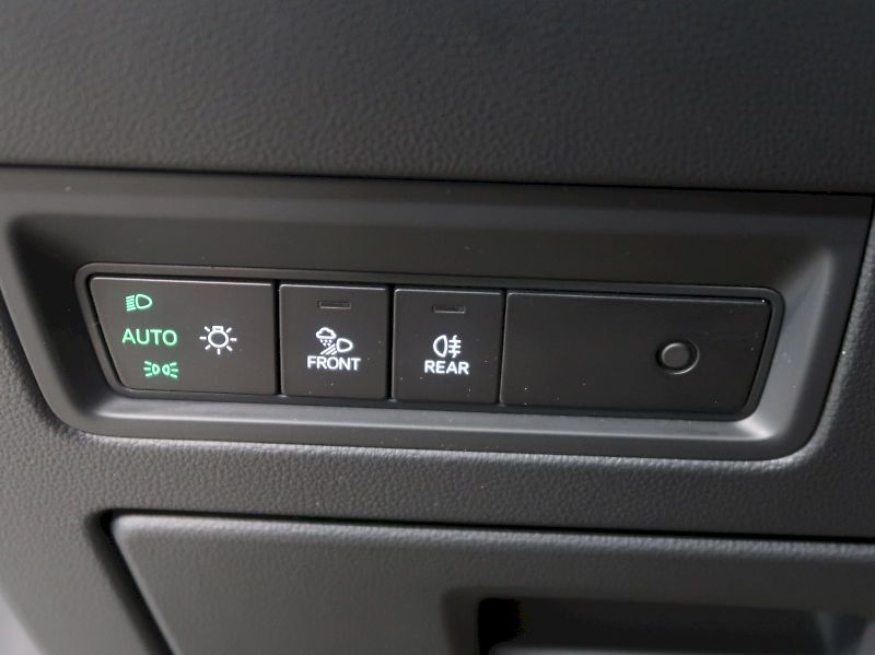 Volkswagen Touareg (2021) R-LINE 3.0TDI 170KW 4x4  TAŽNÉ - fotka 34 z 44