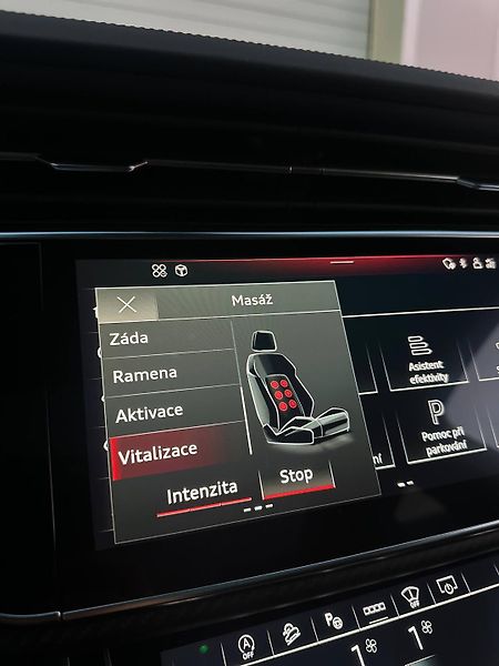 Audi Q7 (2024) S-LINE QUATTRO V ZÁRUCE 360 - fotka 38 z 39