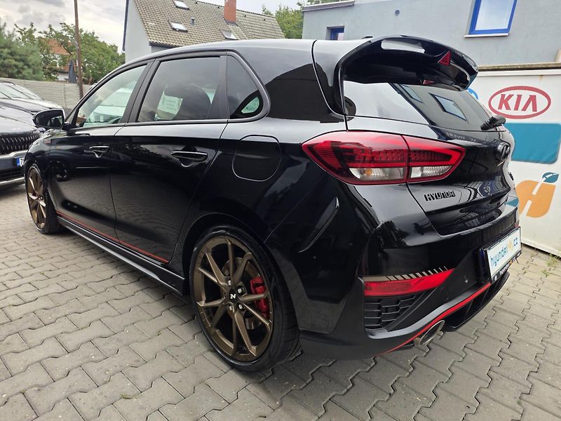 Hyundai i30 2.0-N-206kw-LIMIT EDICE 25ks - fotka 15 z 40