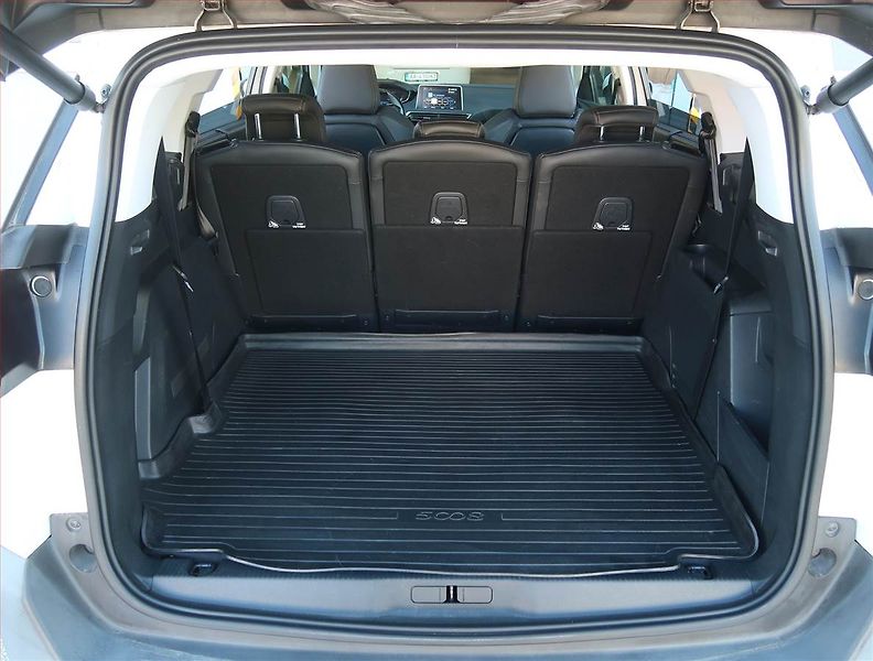 Peugeot 5008 (2018) Allure 1.6 THP, Automat - fotka 14 z 22