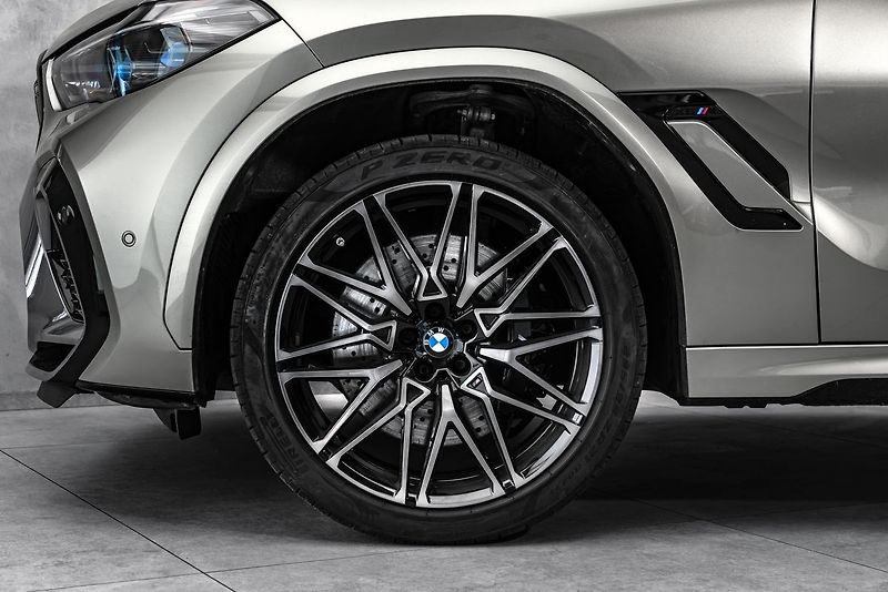 BMW X6 competition Laser Masáže - fotka 2 z 27