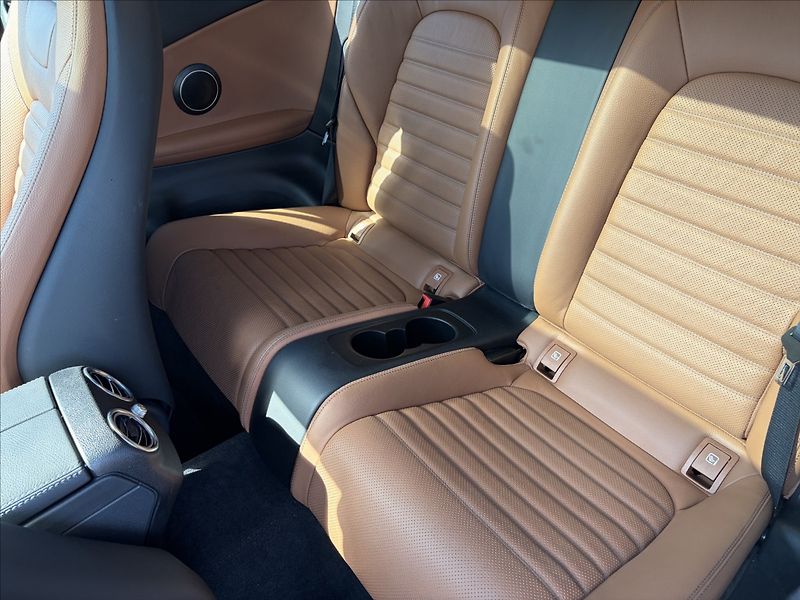 Mercedes-Benz Třídy C 2,0 C 220d 4M kupé CZ 1majitel - fotka 9 z 14