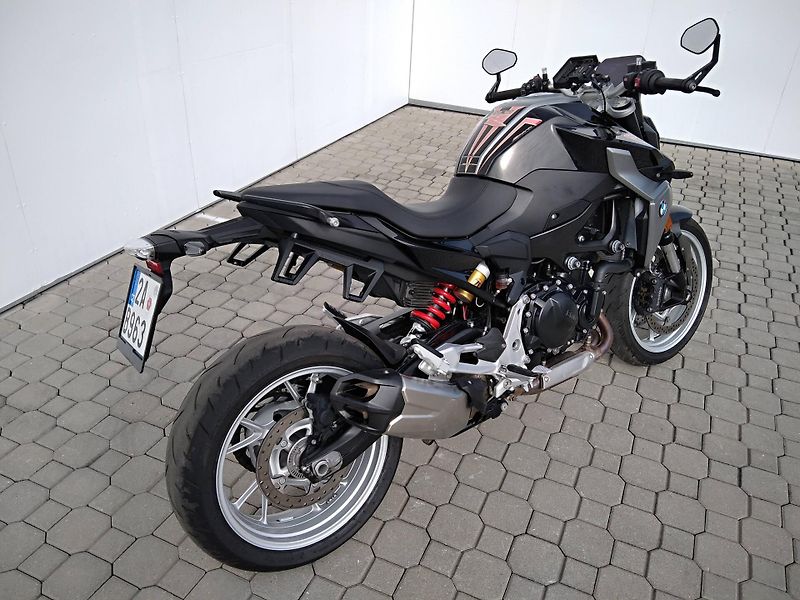 BMW F900R - fotka 3 z 16