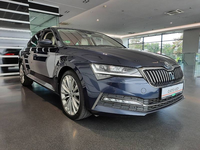 Škoda Superb (2020) Laurin&Klement 2.0 TSI 4x4 (20 - fotka 30 z 30
