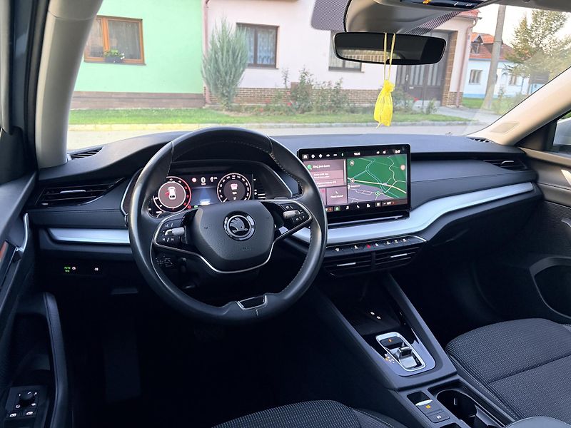 Škoda Octavia 2.0TDI 110KW DSG LED VIRTUAL - fotka 15 z 53