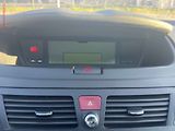 Citroën Grand C4 Picasso (2010) 1.6 HDi 7míst, 1.maj, autoAC - náhled 13