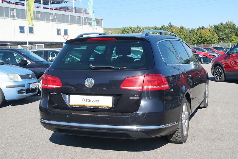 Volkswagen Passat - fotka 2 z 6