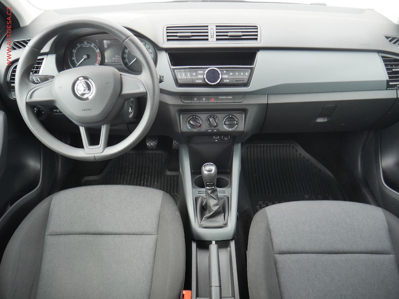 Škoda Fabia (2019) 1.0i, ČR, Active - fotka 8 z 16