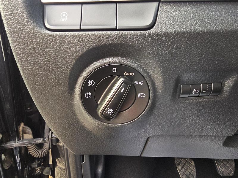 Škoda Fabia 1.2 TSI 81KW STYLE 1Majitel - fotka 11 z 21