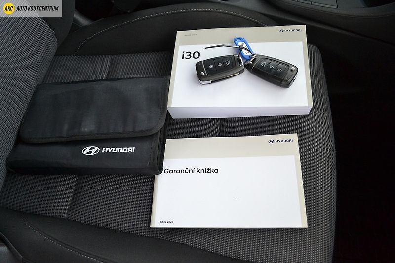Hyundai i30 WG 1,5I MT COMFORT ALU16 - fotka 38 z 44