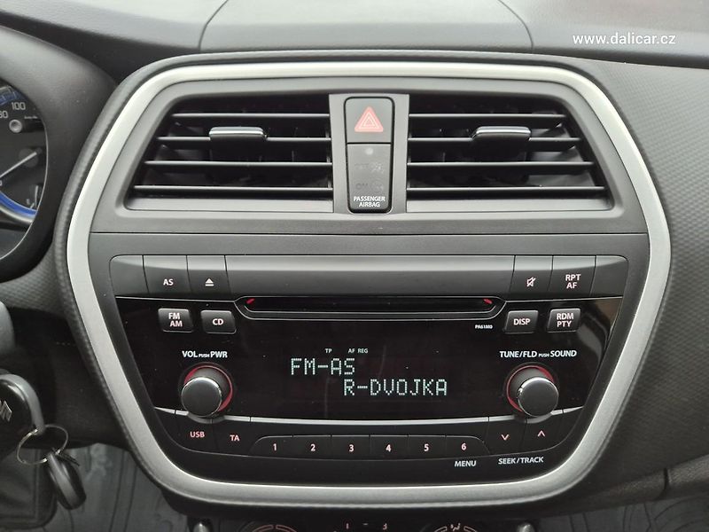 Suzuki SX4 S-Cross (2014) 1.6VVT 88KW CLUB Tažné - fotka 26 z 53