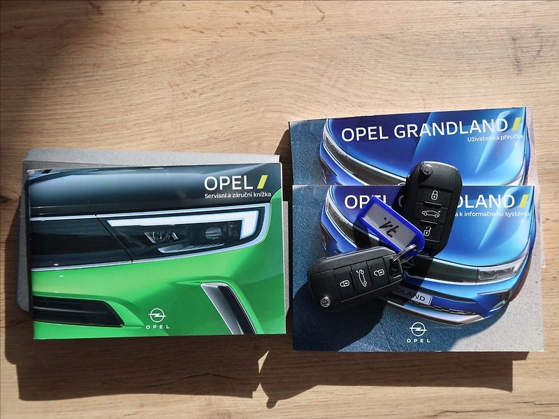 Opel Grandland 1,2 Turbo,96kW,1majČR,ser.kn. - fotka 26 z 28