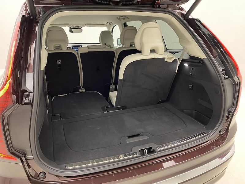 Volvo XC90 (2026) T8 AWD Plug-in BRIGHT PLUS 7m - fotka 23 z 68