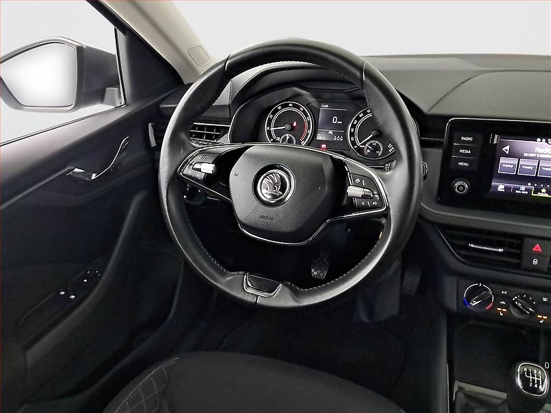Škoda Scala (2023) 1.5 TSI, Serv.kniha, Tempomat - fotka 7 z 16