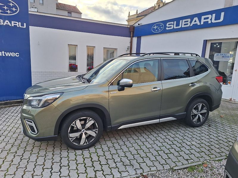 Subaru Forester (2020) Executive, kůže, NAVI,TOP stav - fotka 3 z 17
