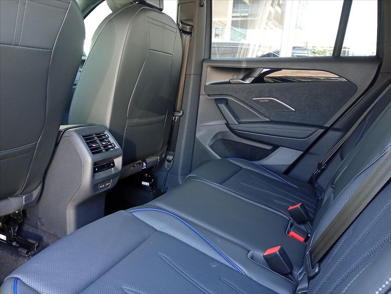 Volkswagen Tiguan (2026) 2,0 TDI 142kW 4MOT  R-Line Peo - fotka 17 z 19