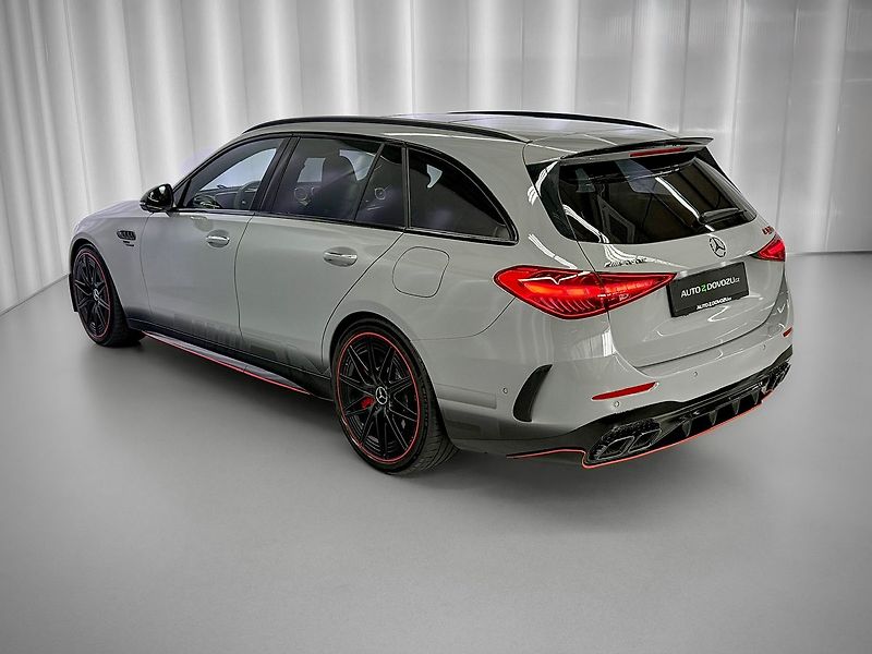 Mercedes-Benz Třídy C E PERFORMANCE 4M+ AMG F1 EDITI - fotka 5 z 32