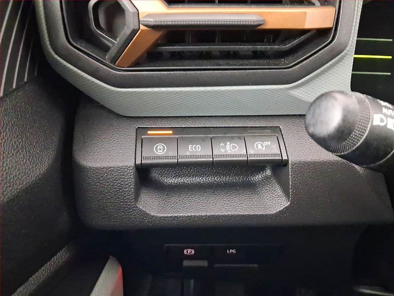 Dacia Duster (2024) 1.0 TCe - fotka 18 z 21
