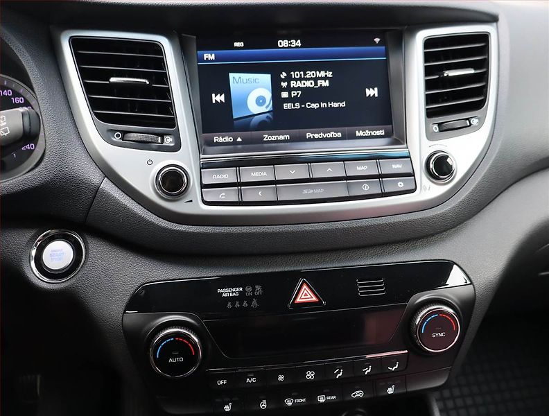 Hyundai Tucson (2017) 1.7 CRDi, Automat, Serv.kniha - fotka 12 z 20