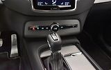 Volvo XC90 (2019) Volvo XC90 R-Design AWD | B&W  - náhled 12
